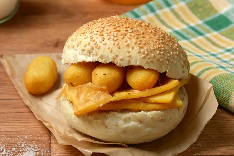 panino-con-panelle-e-crocche